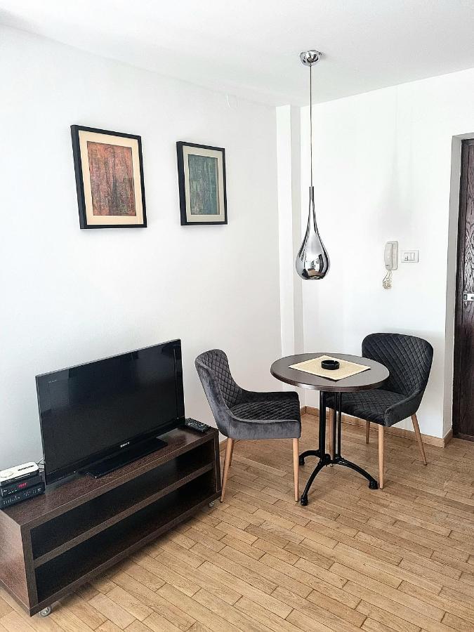 Dixy 2 Apartamento Belgrado Exterior foto
